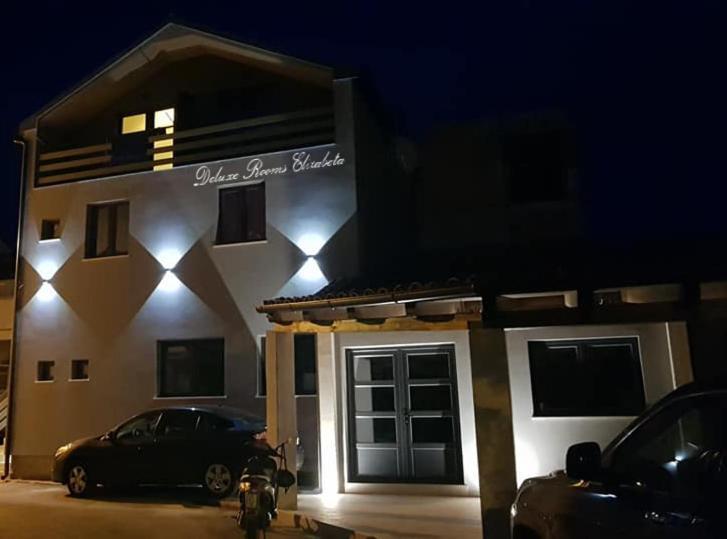 Elizabeta Deluxe Rooms Biograd Na Moru Exterior photo