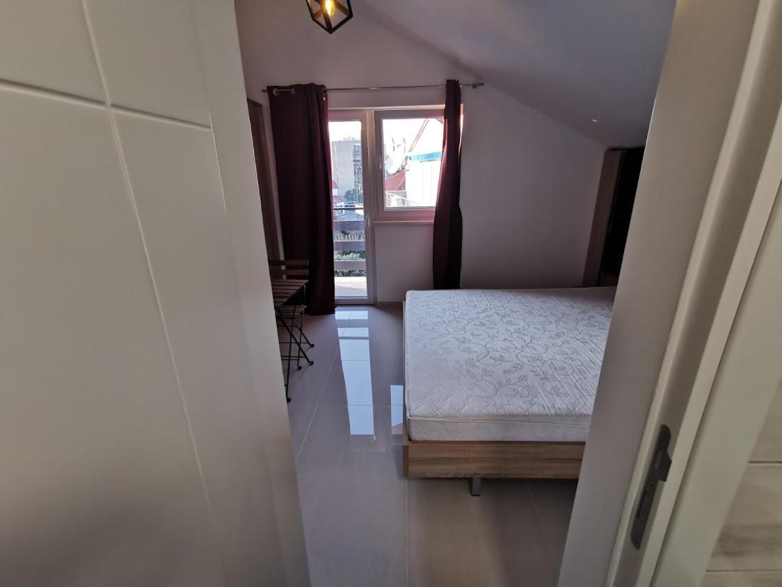 Elizabeta Deluxe Rooms Biograd Na Moru Exterior photo