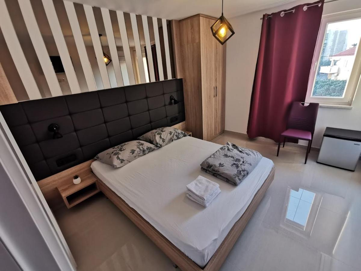 Elizabeta Deluxe Rooms Biograd Na Moru Exterior photo