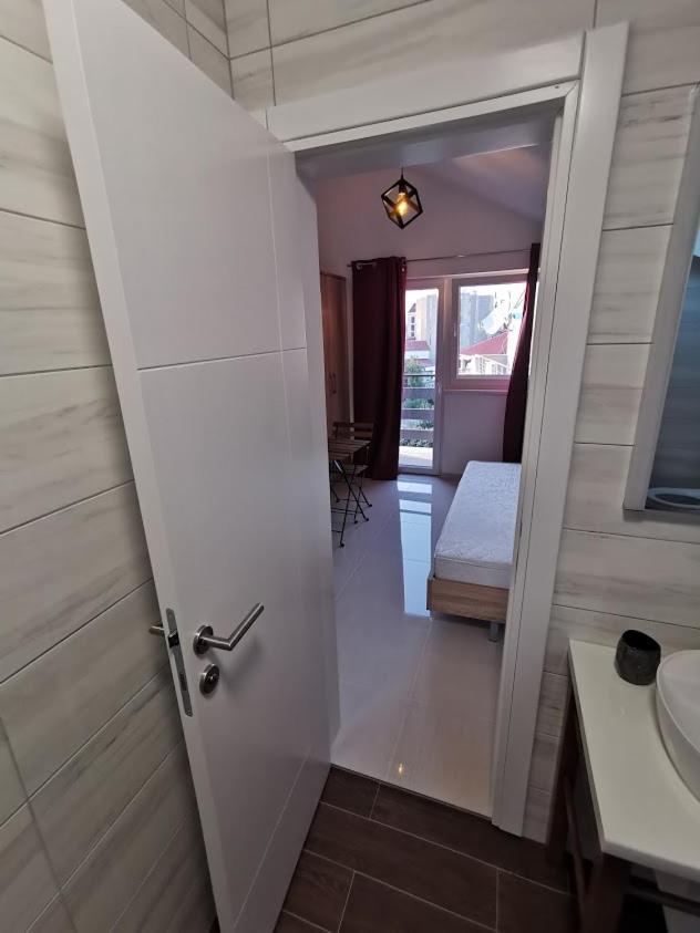 Elizabeta Deluxe Rooms Biograd Na Moru Exterior photo