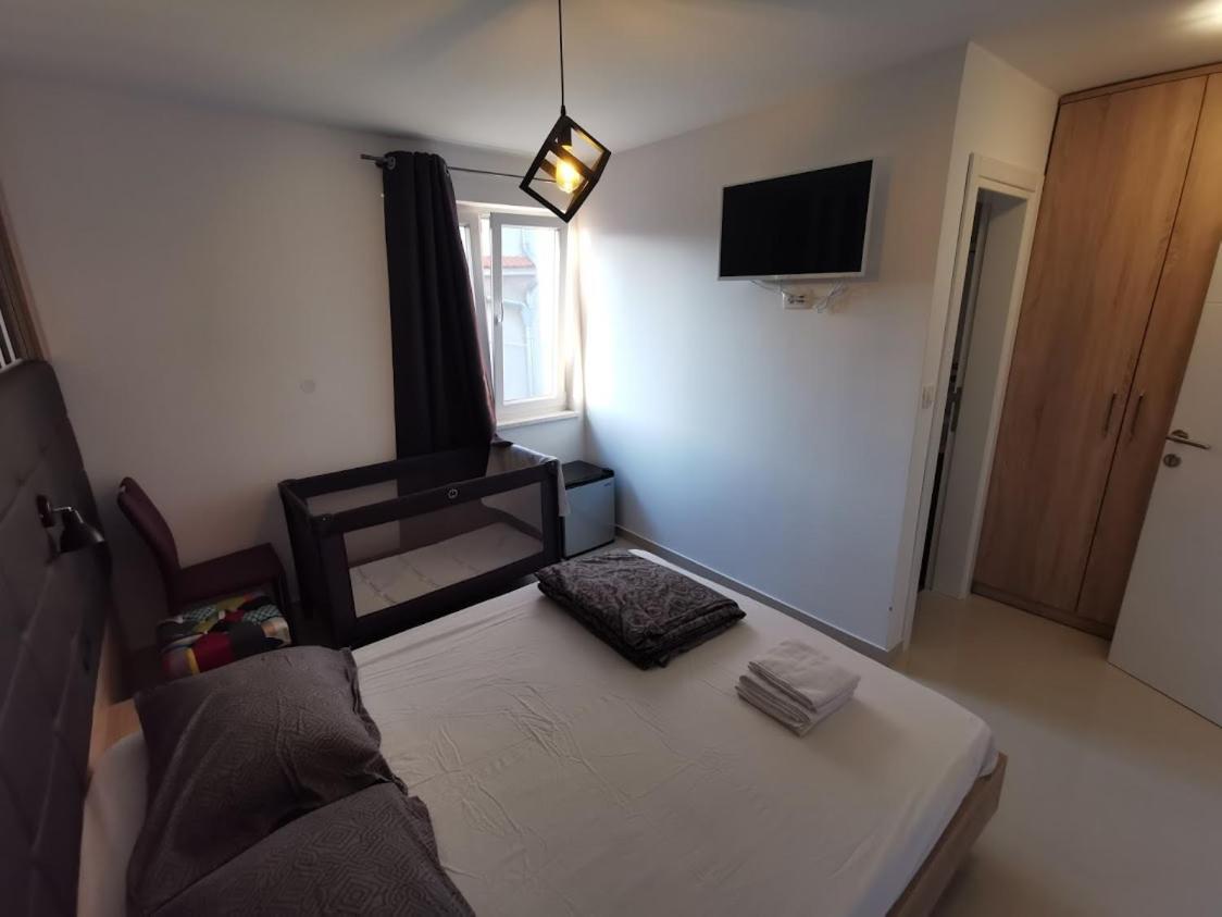 Elizabeta Deluxe Rooms Biograd Na Moru Exterior photo