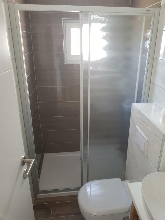 Elizabeta Deluxe Rooms Biograd Na Moru Exterior photo